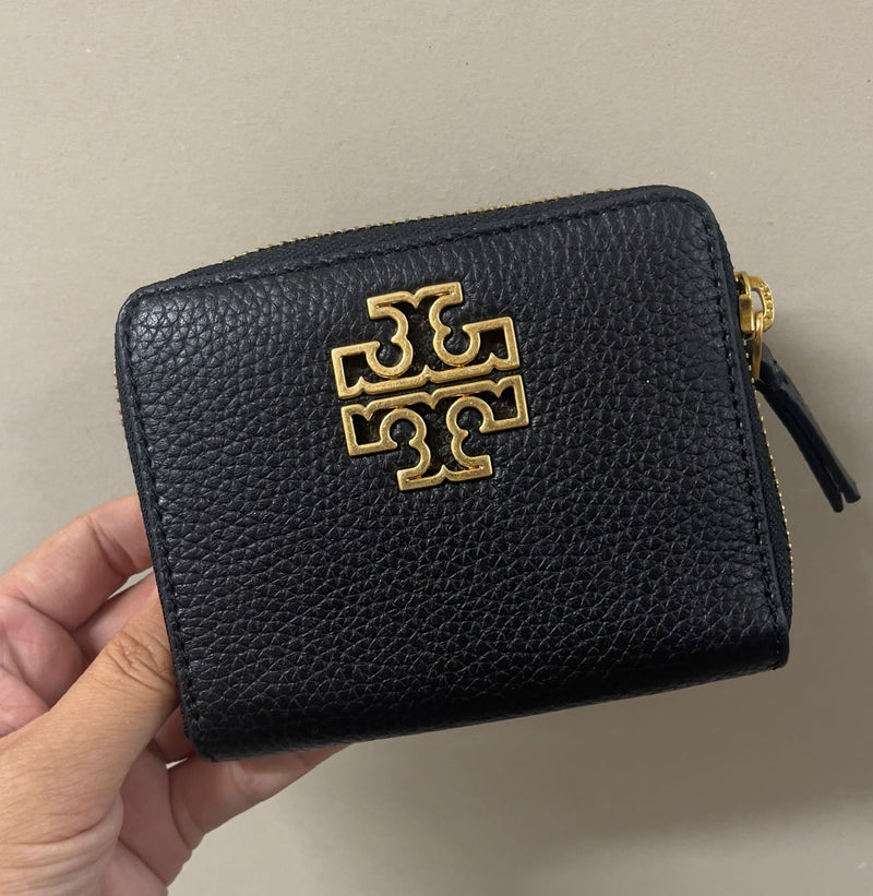 Tory Burch Zip around wallet