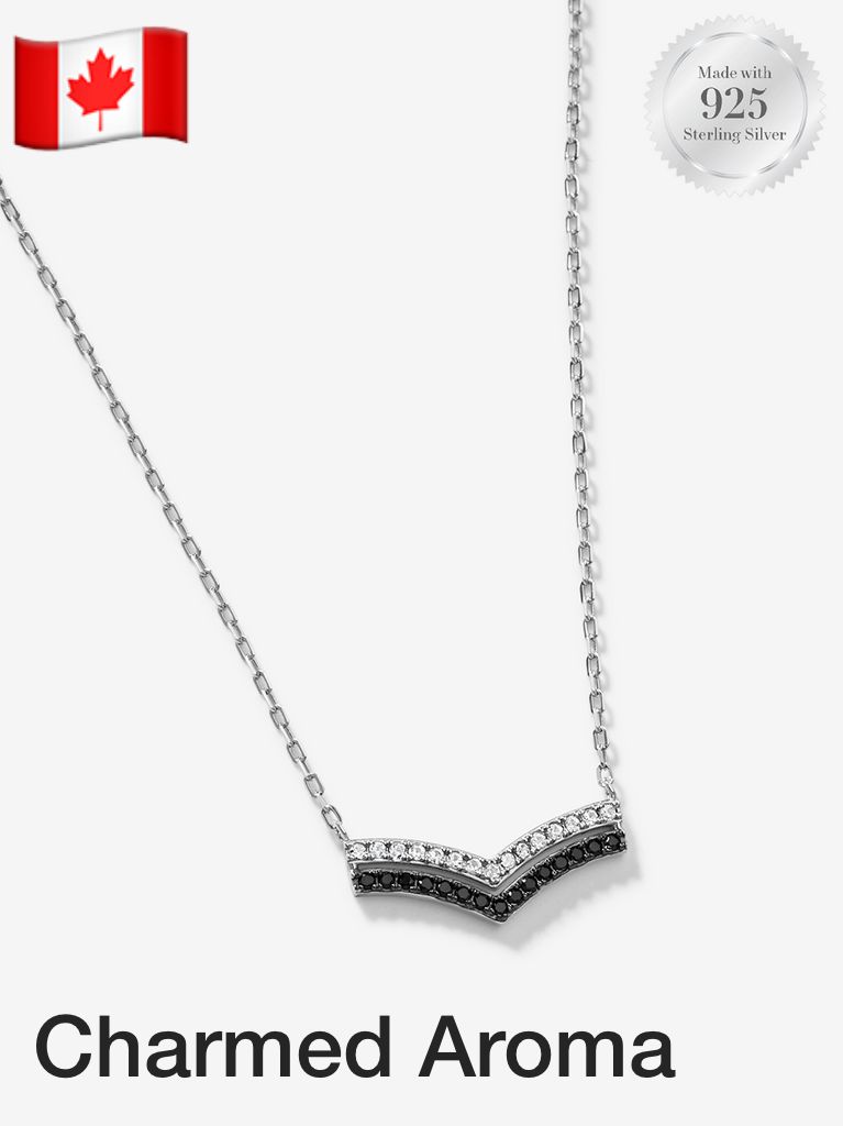 Charmed Aroma Double Wishbone Black & White Pavé Necklace 黑白雙叉骨式頸鏈