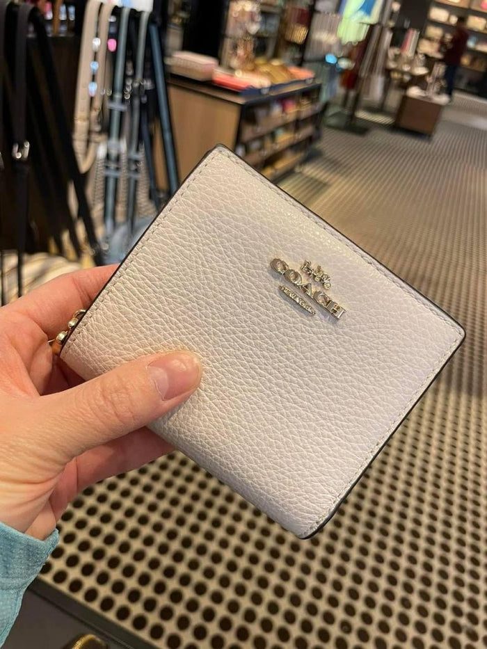安心の国内発送♪セール☆上品でお洒落COACH☆Snap Wallet COACH® | Snap Wallet With Holiday Bells Print