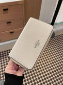 COACH MEDIUM ID ZIP AROUND WALLET