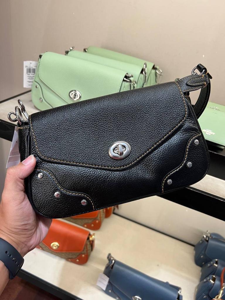 COACH MILLIE SHOULDER BAG