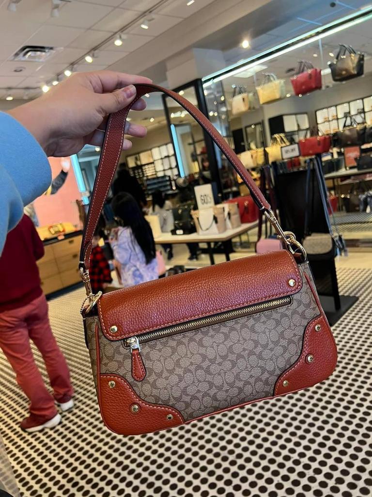 COACH MILLIE SHOULDER BAG