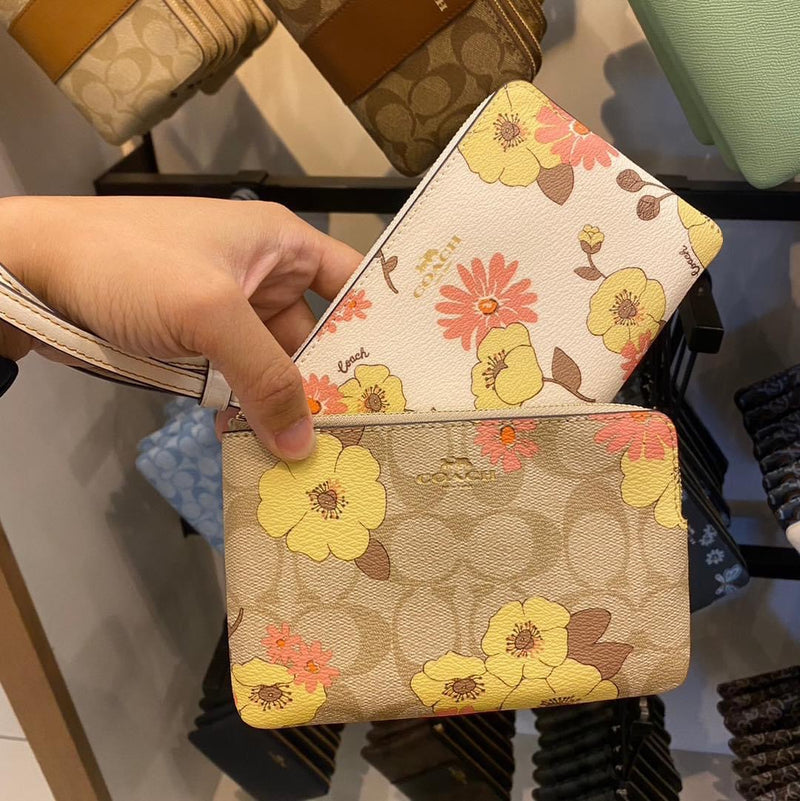 Coach Medium Corner Zip Wallet With Floral Cluster Print