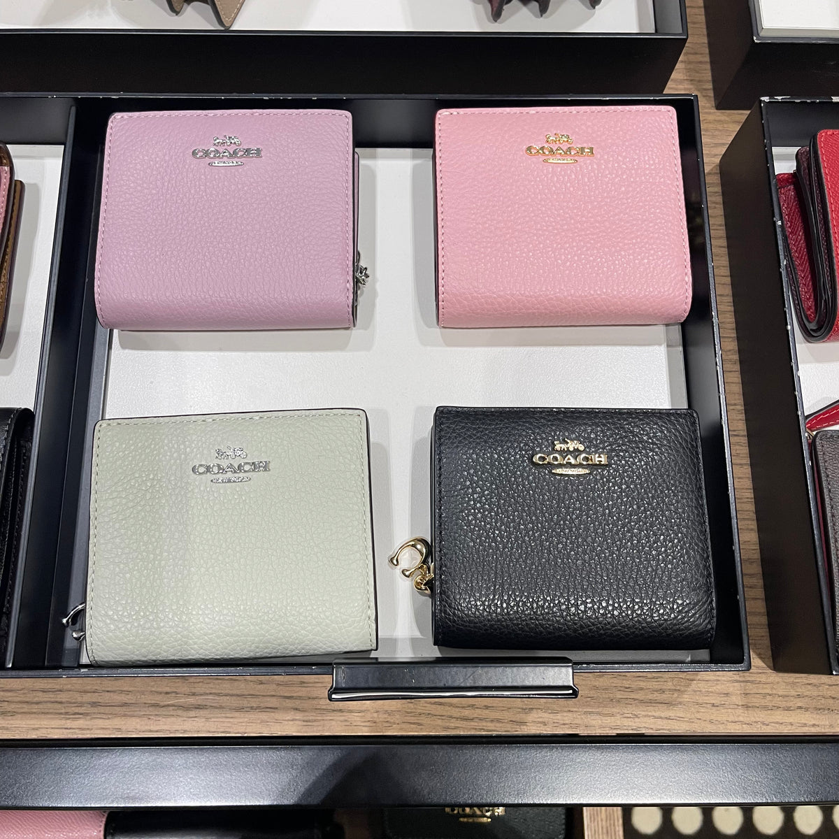 シンプルで可愛い♡【COACH】Snap Wallet シンプルで可愛い♡【COACH】Snap Wallet 財布・小物