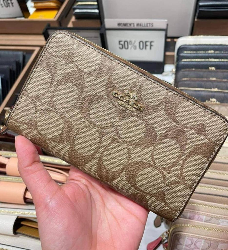 COACH MEDIUM ID ZIP AROUND WALLET